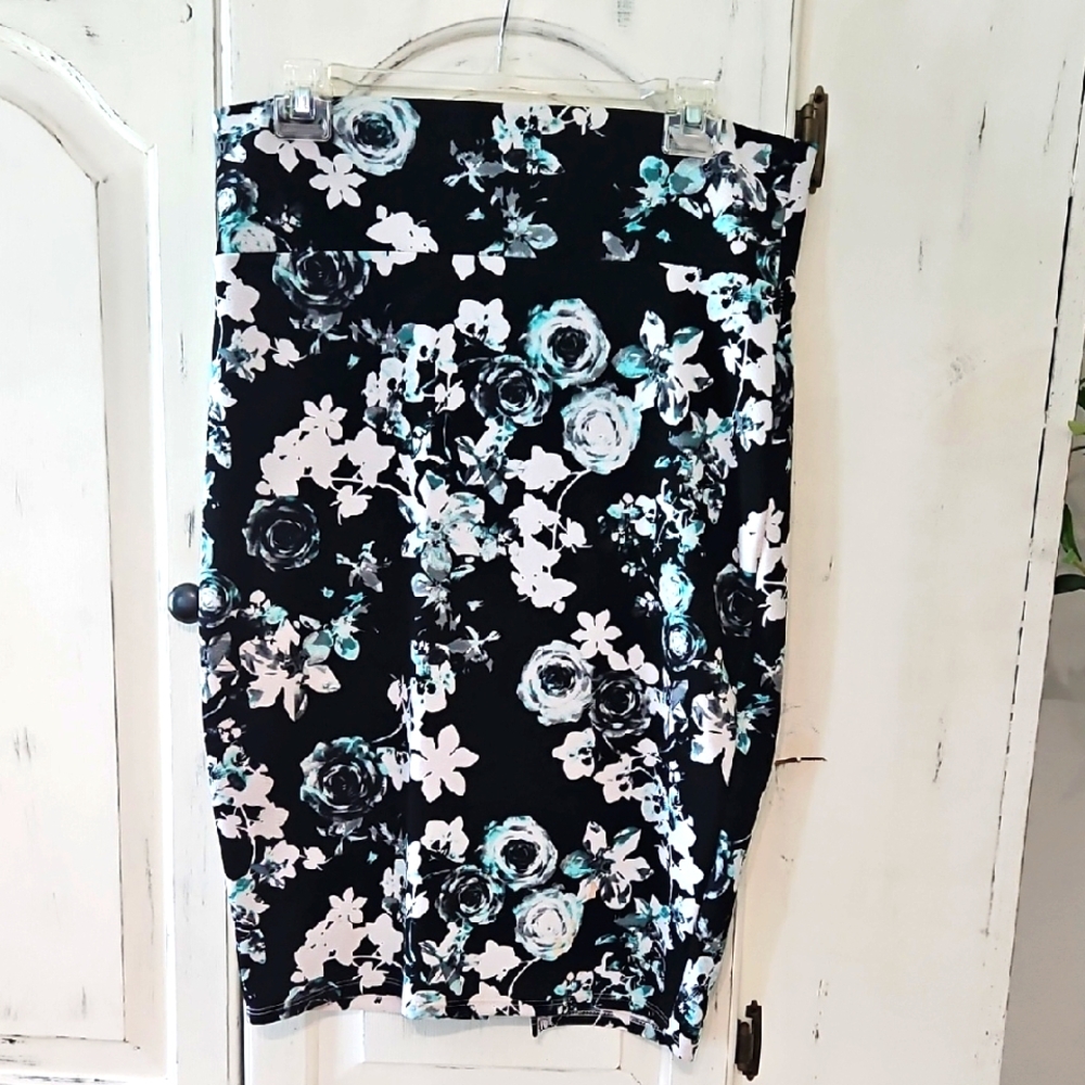 Floral Black and White Women's Skirt